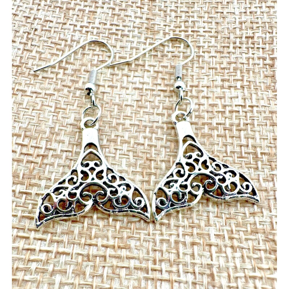 Filigree Whale Tail Earrings Silver Tone Ocean Lovers NEW